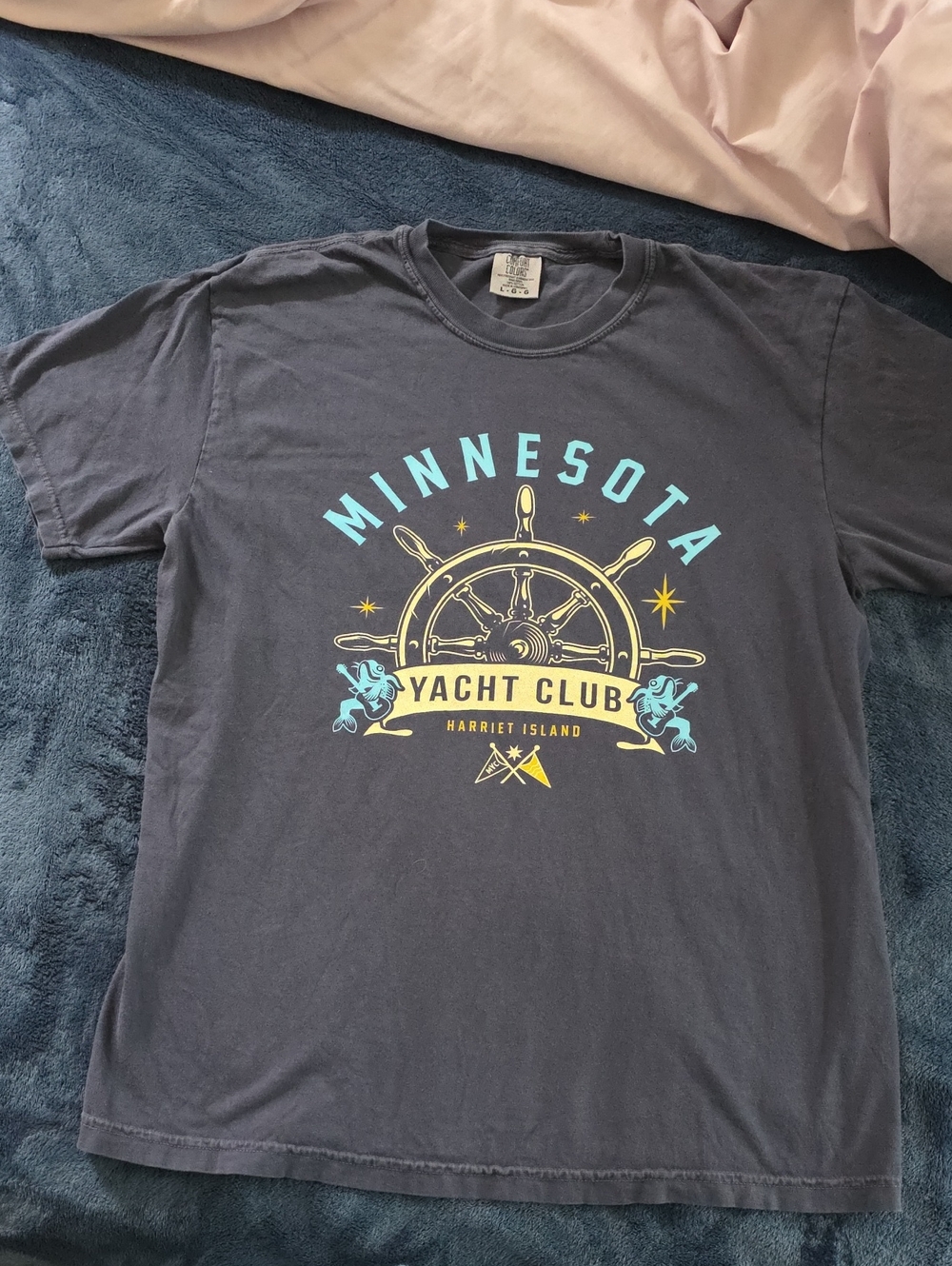 Minnesota Yacht Club Graphic Tee. 2024 Festival Concert Merch. - Navy Mens Large